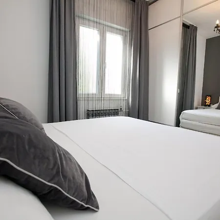 Zola Daire Zadar